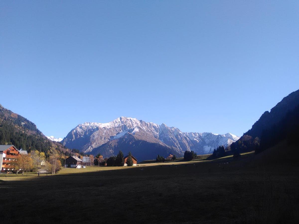 Studio Au Calme Face Aux Montagnes Dans Station De Ski La Morte Экстерьер фото